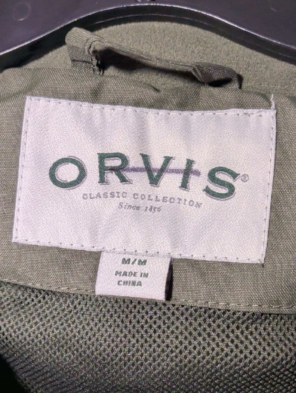 Orvis Men's Dark Olive Windbreaker Jacket W/Hoodie - Picture 2 of 6